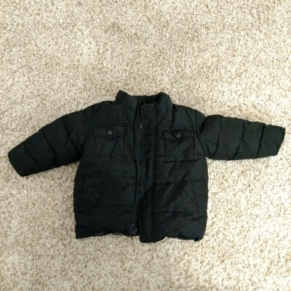 Old Navy boys 2T puffer black coat